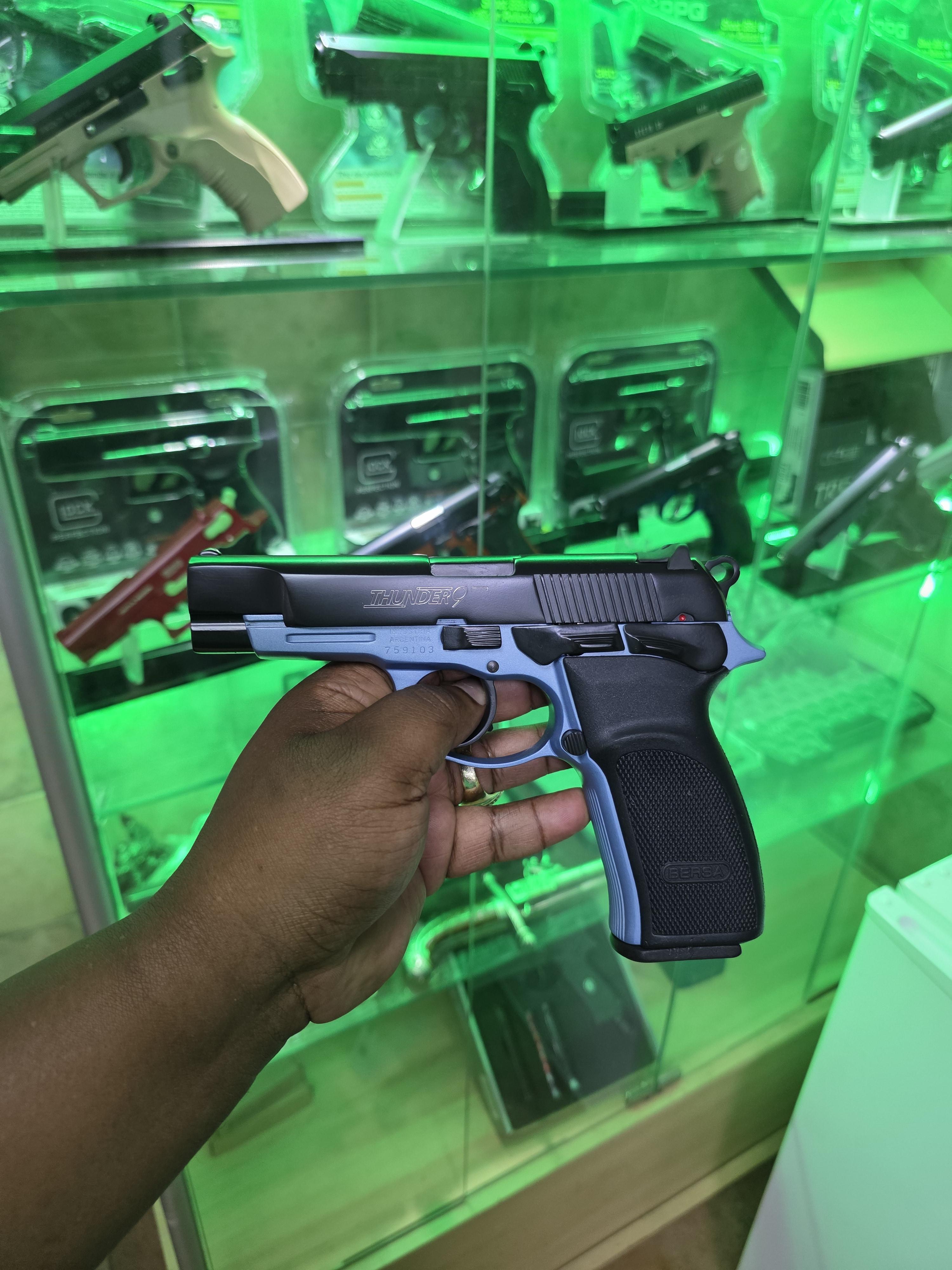 Compra  Venta De Arma De Fuego Foto 7294394-4.jpg