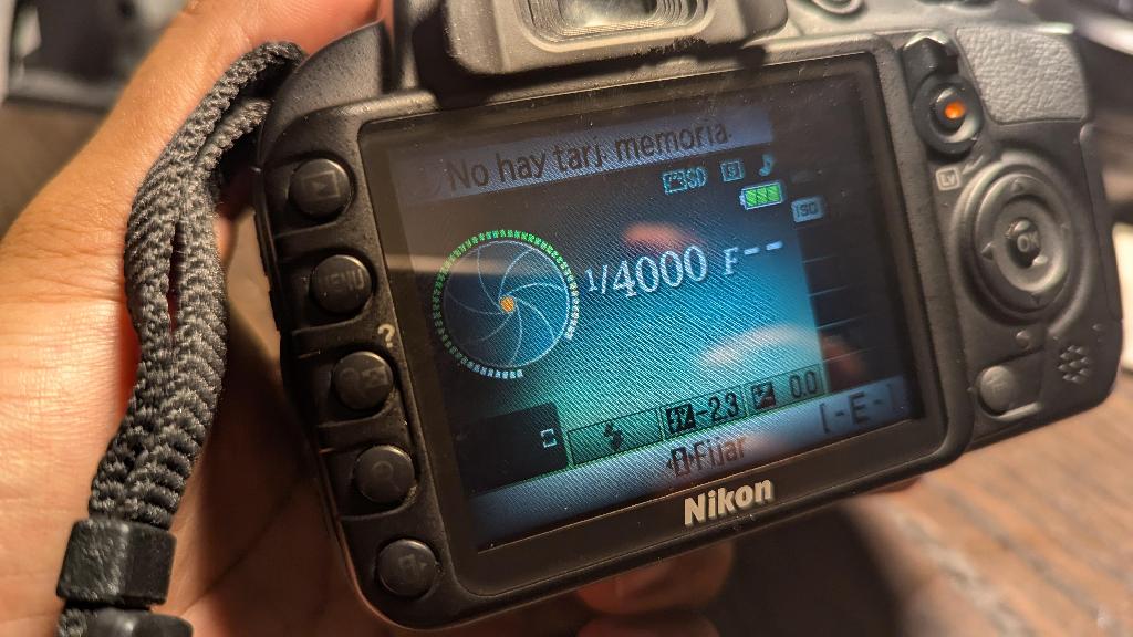 Nikon con Lente 35mm 1.8 y accesorios . Oportunida Foto 7294787-1.jpg