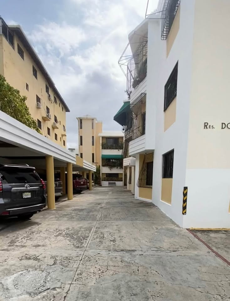 Descubre este hermoso apartamento en venta en El Millón Santo Domingo Foto 7294879-6.jpg