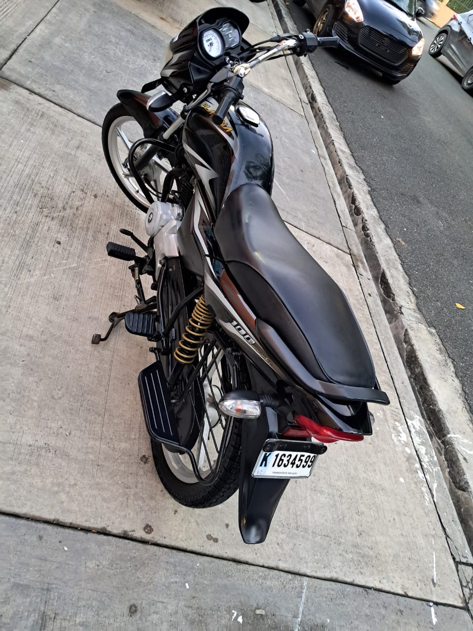 Bajaj 100         Foto 7294967-2.jpg