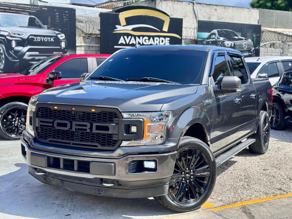 Ford F150 XLT 2018 clean carfax  en Santo Domingo DN Foto 7295375-1.jpg