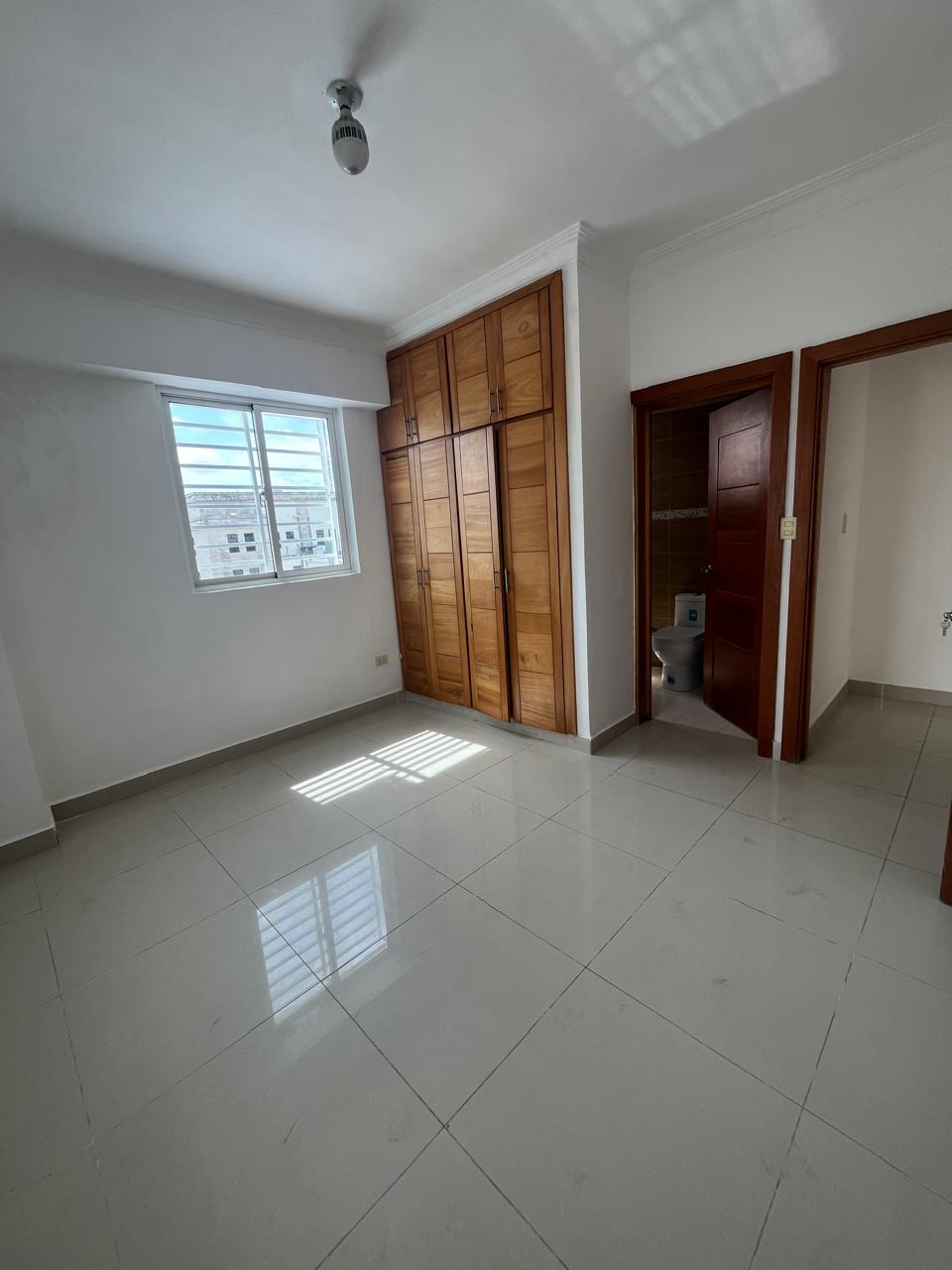 En Venta Apartamento de 3 Habitaciones en Gazcue D.N. Foto 7295447-13.jpg