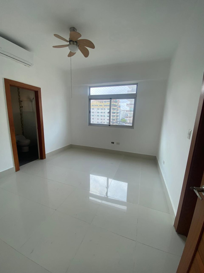 Alquiler de amplio Apartamento en Bella Vista Foto 7296487-14.jpg