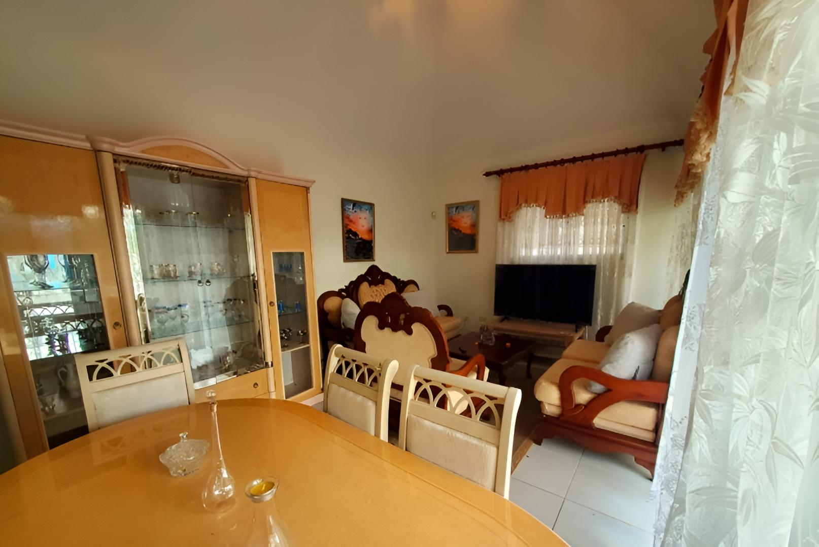 ???? CASA EN ALQUILER – RESIDENCIAL CASTILLO  PRÓXIMO A LA UASD SANTIA Foto 7299228-9.jpg
