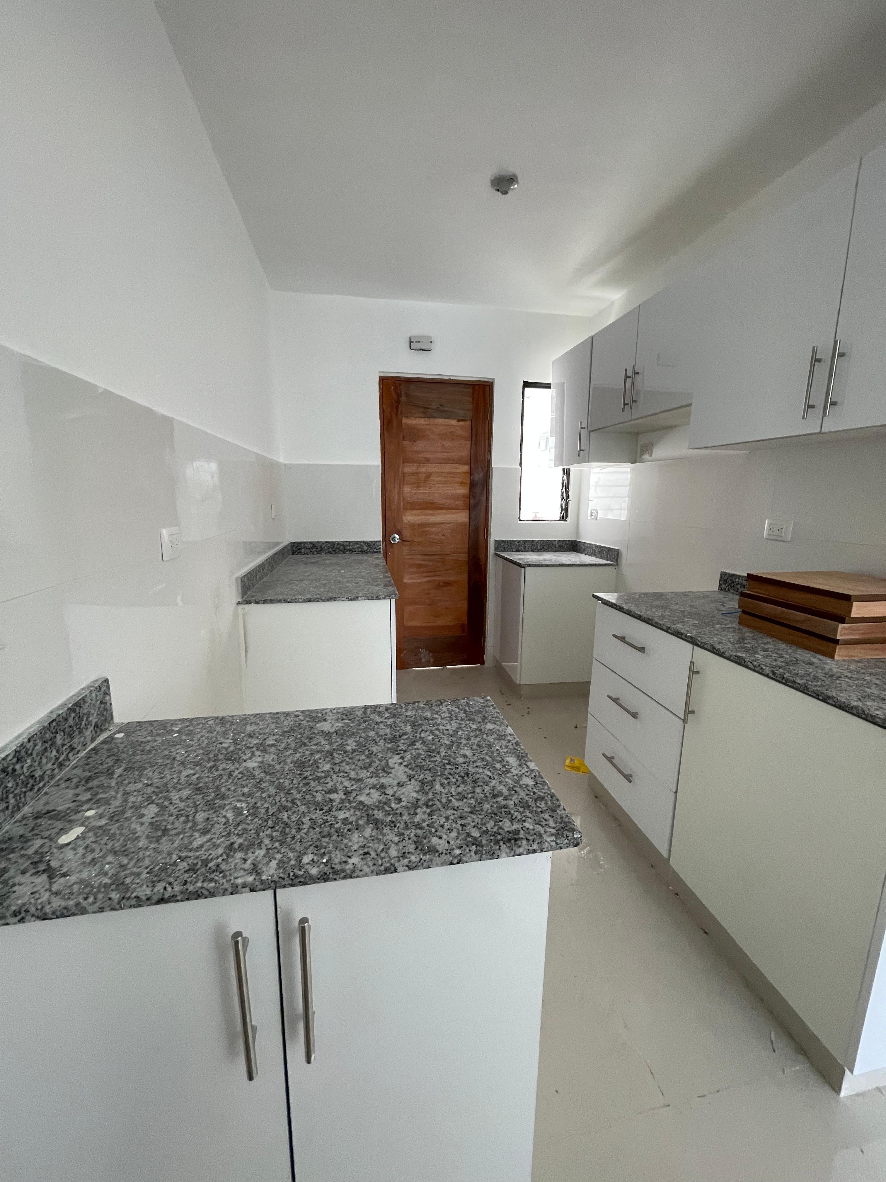 Apartamento en Venta en el Ensanche Isabelita. Foto 7299842-2.jpg