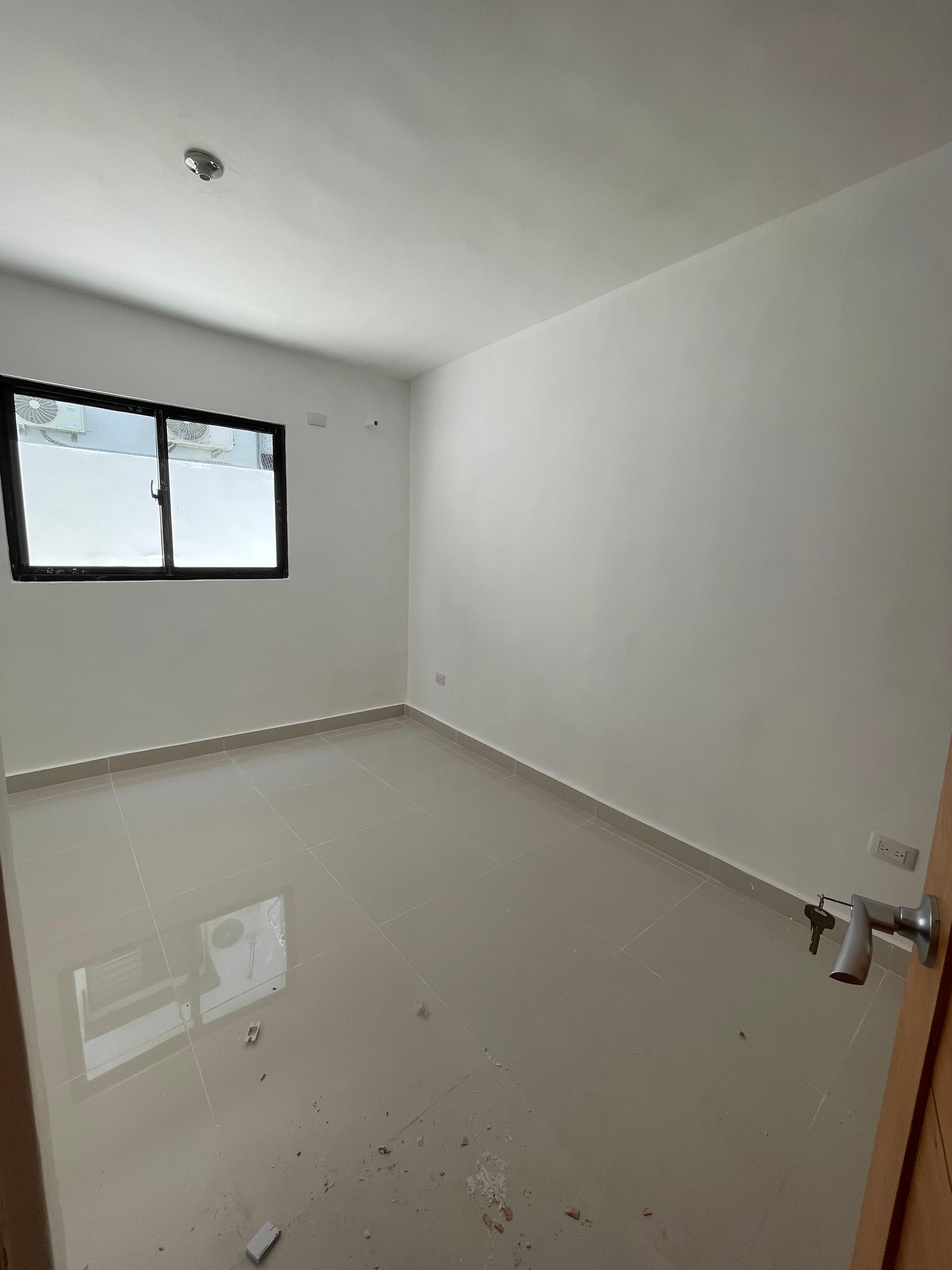 Apartamento en Venta en el Ensanche Isabelita. Foto 7299842-5.jpg