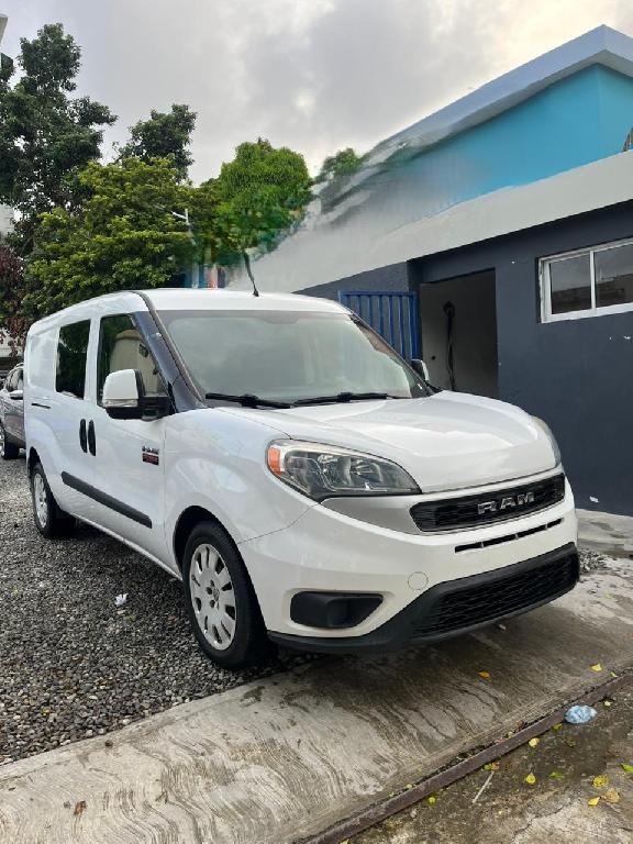 DODGE RAM PROMASTER CITY 2019 Foto 7300050-1.jpg