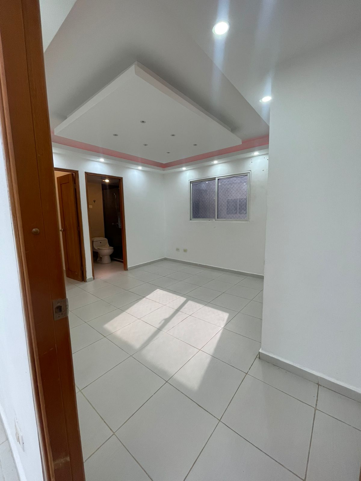 Apartamento en Venta en la Av. Charles de Gaulle. Foto 7300926-7.jpg
