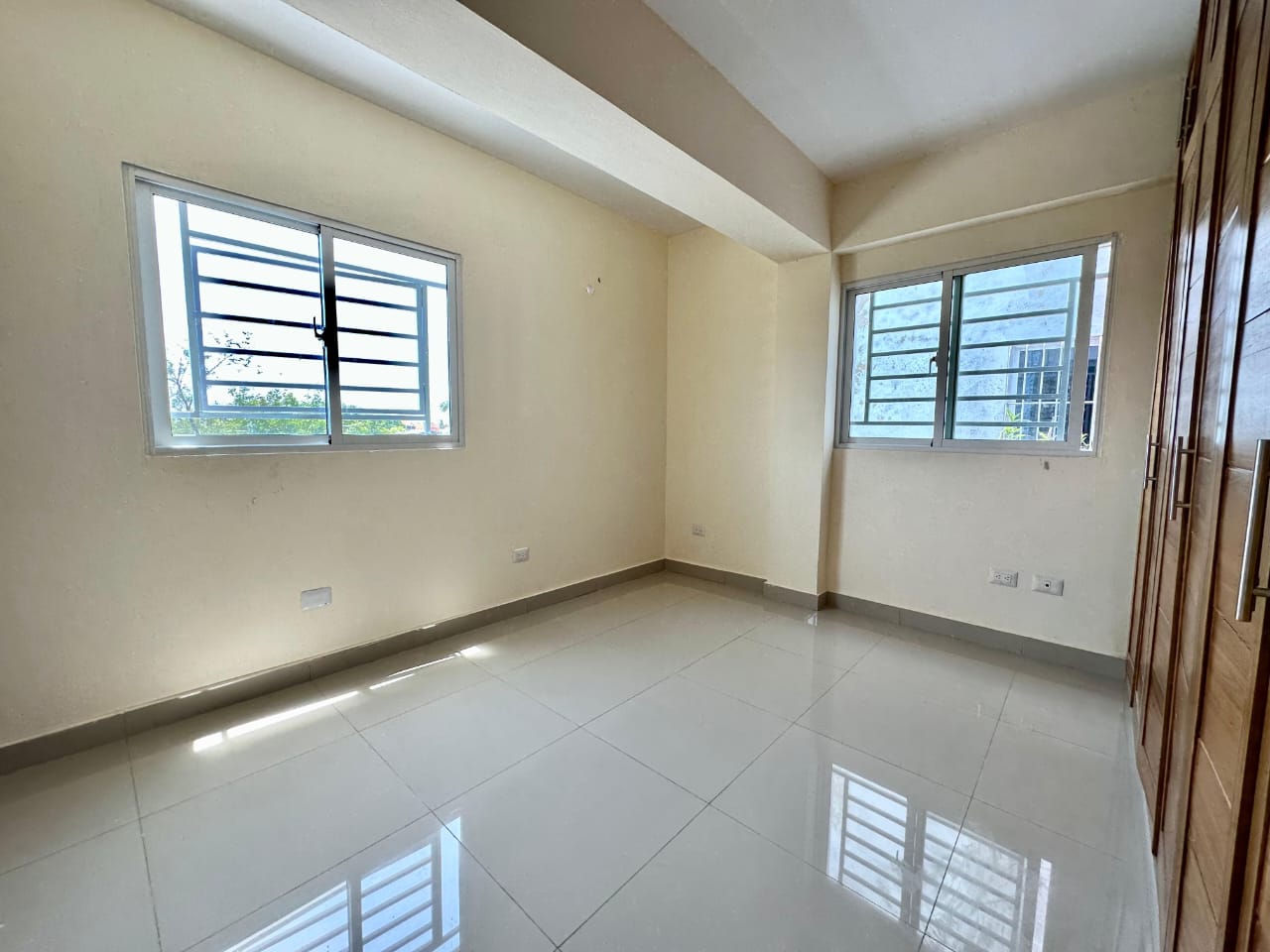 Apartamento de 120 m con Terraza Privada de 24 m – Próximo al Mirador  Foto 7302313-6.jpg
