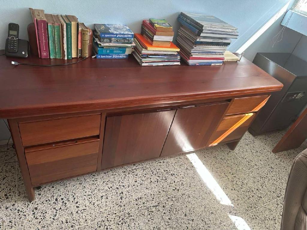 Vendo - Credenza Foto 7303000-1.jpg