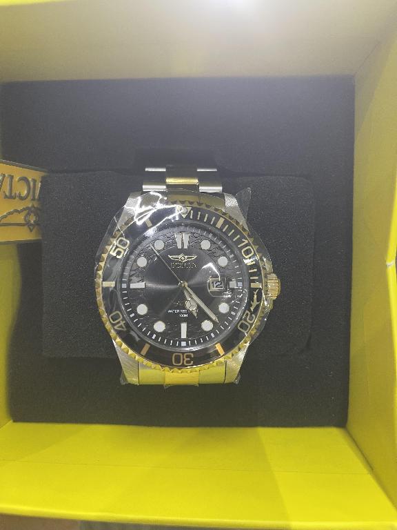 Reloj invicta modelo 30023 para hombre Foto 7303095-1.jpg
