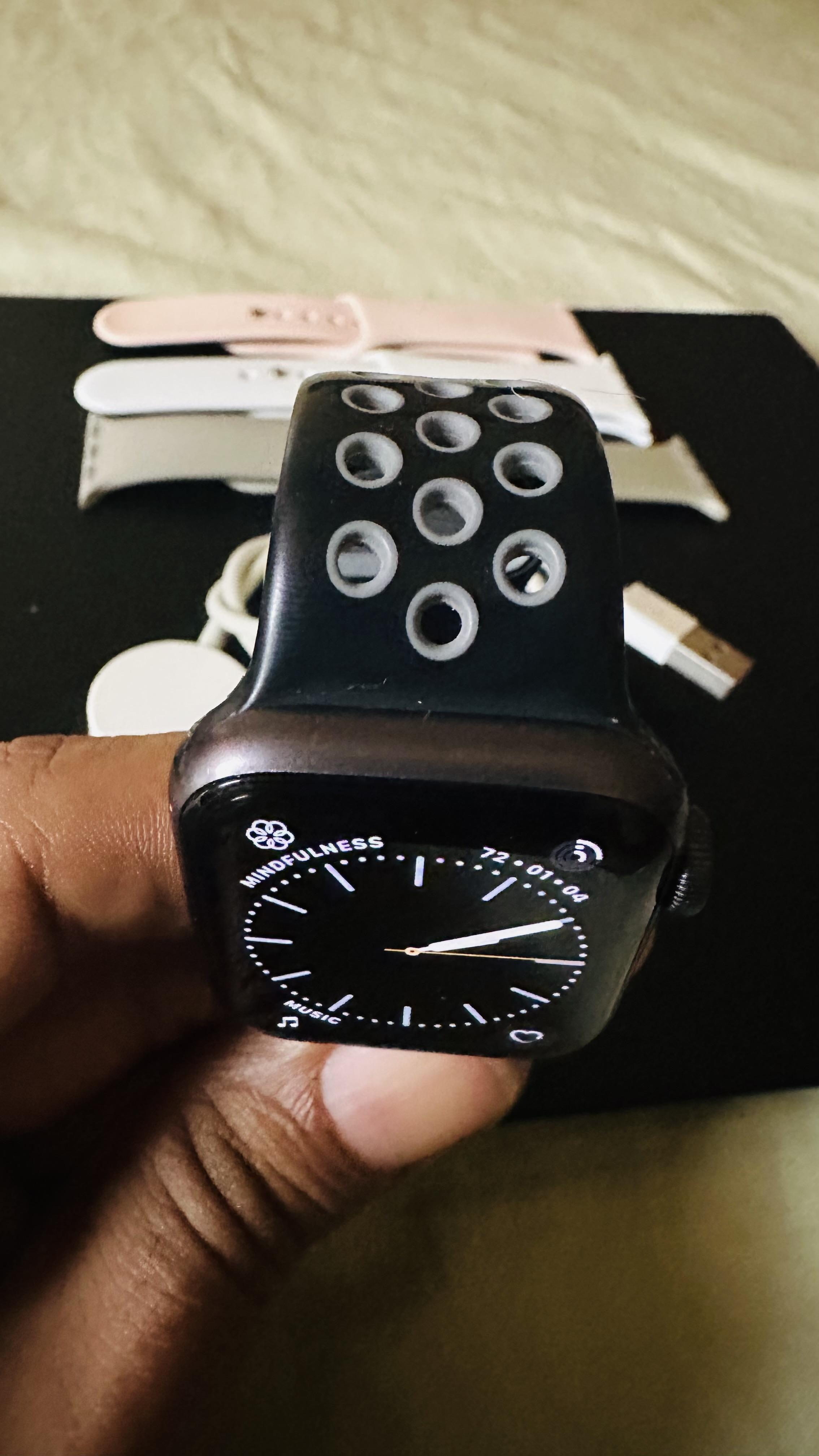 APPLE WATCH SE 40MM REC LLEG ????⌚️ Foto 7303267-6.jpg
