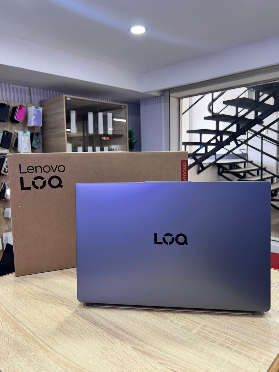 Laptop Para ingenieria Lenovo LOQ 15IAX9E  512GB  16GB RAM  RTX 3050 o Foto 7304074-4.jpg