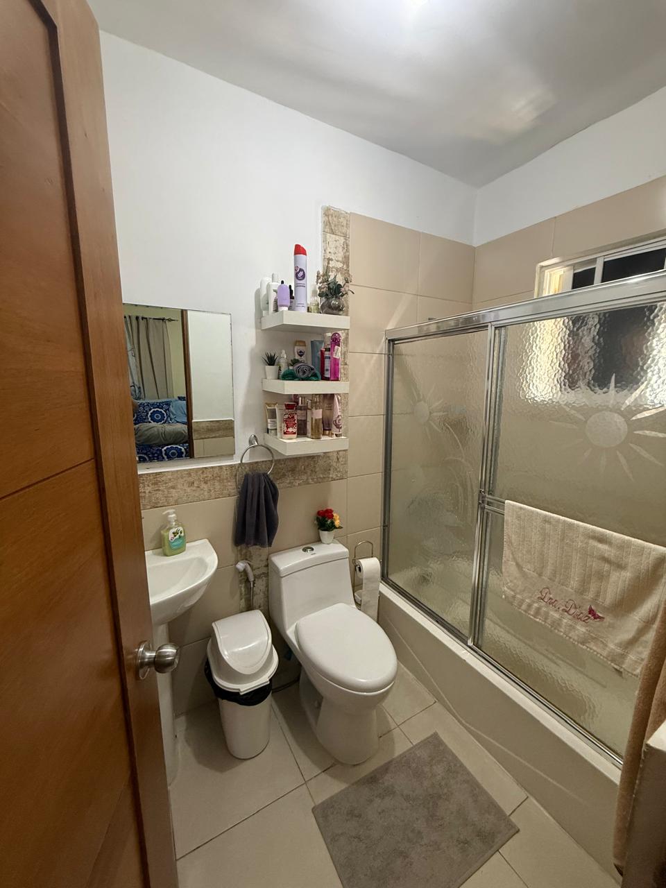 APARTAMENTO RESIDENCIAL PRADOS DEL ARROYO – SANTO DOMINGO OESTE Foto 7304206-4.jpg