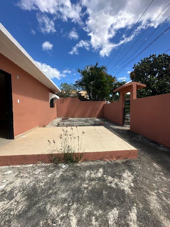 Casa en alquiler en Urb. Maximo Gomez para uso comercial Foto 7305061-1.jpg
