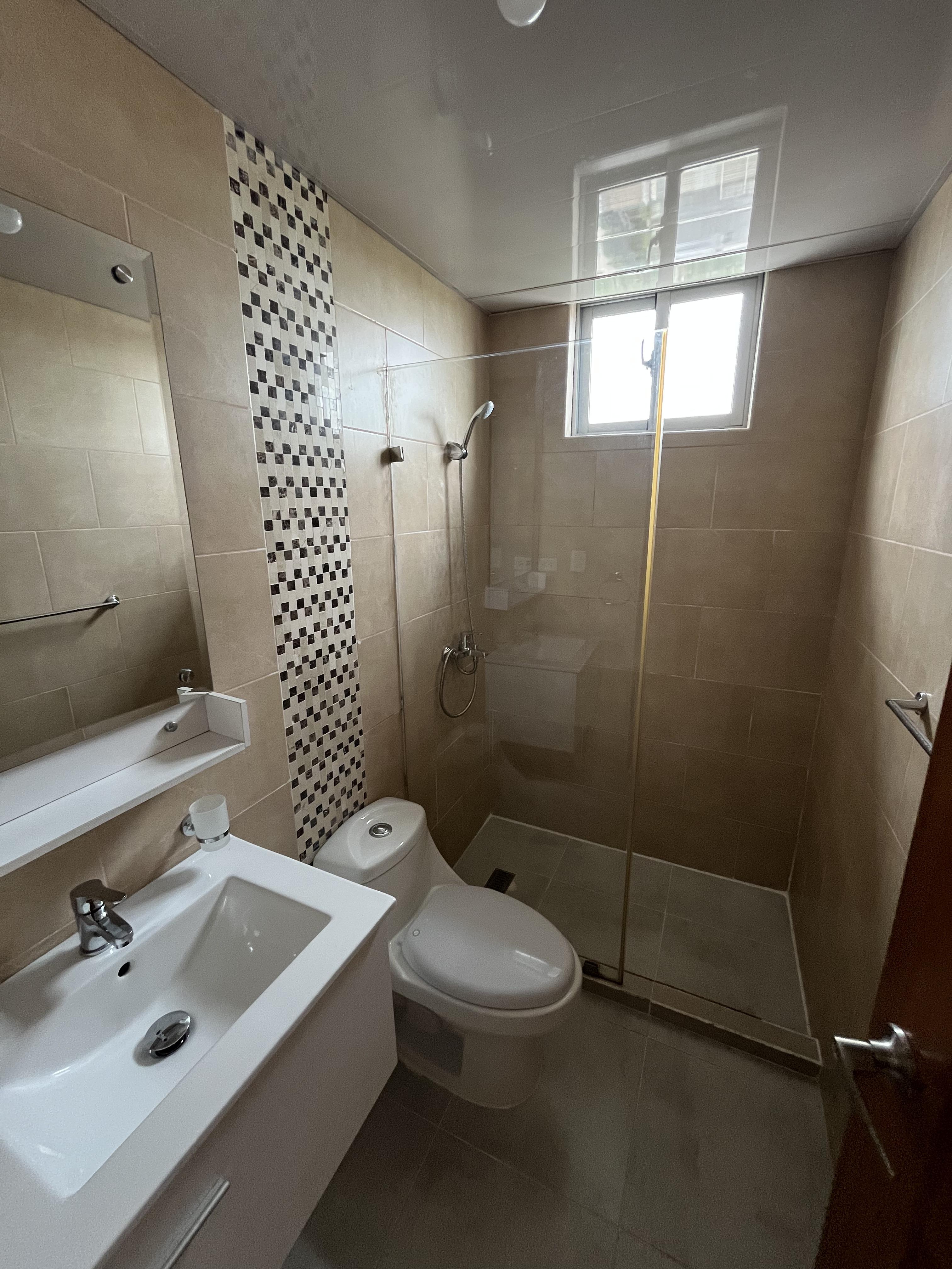 Apartamento en alquiler en Bella Vista de 3 habitaciones Foto 7305071-3.jpg