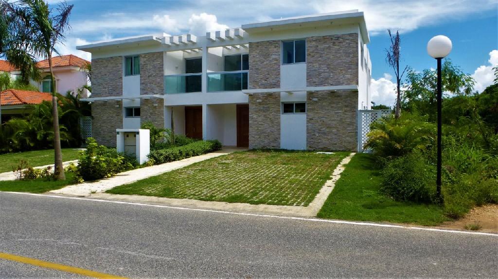 Vendo hermosa villa en Playa Nueva Romana  Foto 7306400-1.jpg