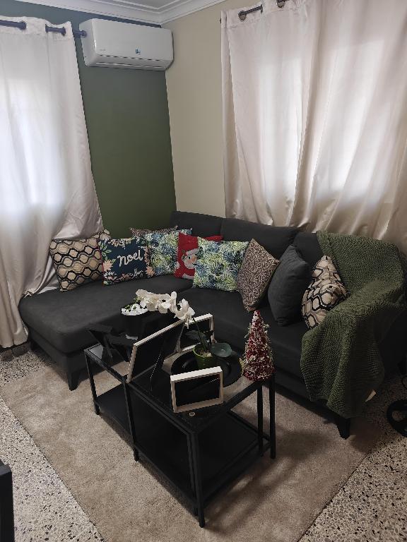 Mueble gris en L  Foto 7306678-1.jpg