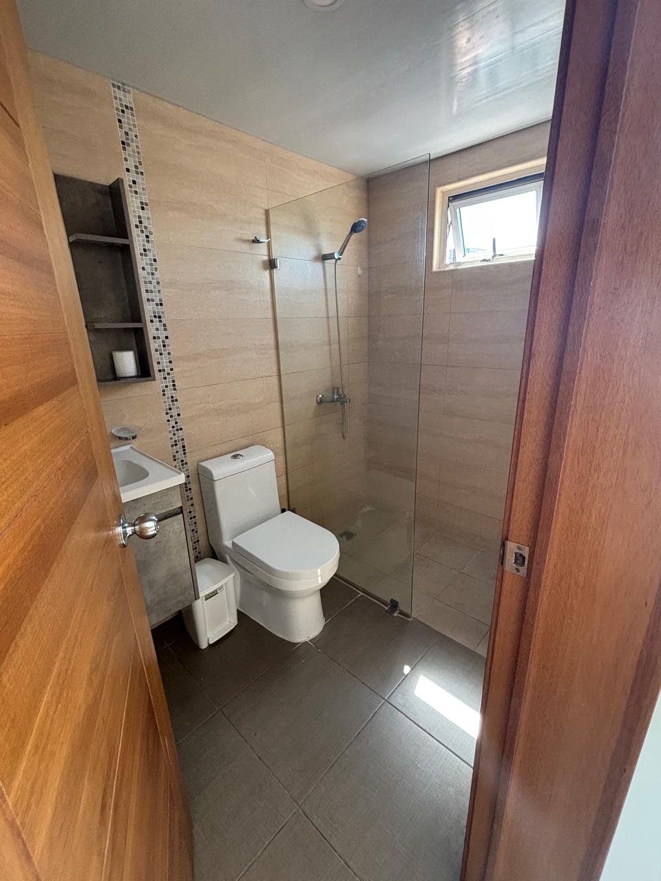 Apartamento en Renta en Bella Vista Santo Domingo Foto 7306820-11.jpg