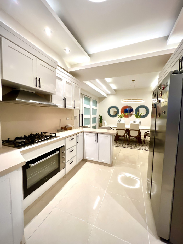 Apartamento en Alquiler – Evaristo Morales Santo Domingo Foto 7307309-1.jpg