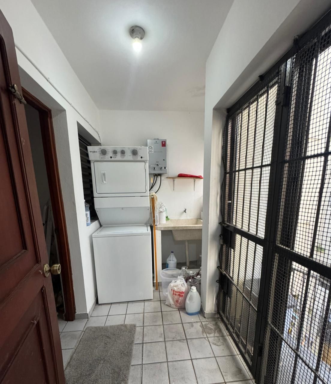 Apartamento en Venta en Evaristo Morales a pasos de la Av. Winston Chu Foto 7307641-4.jpg