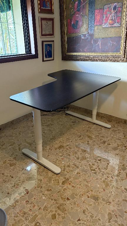 Se vende escritorio en L profesional electrico Foto 7308189-1.jpg