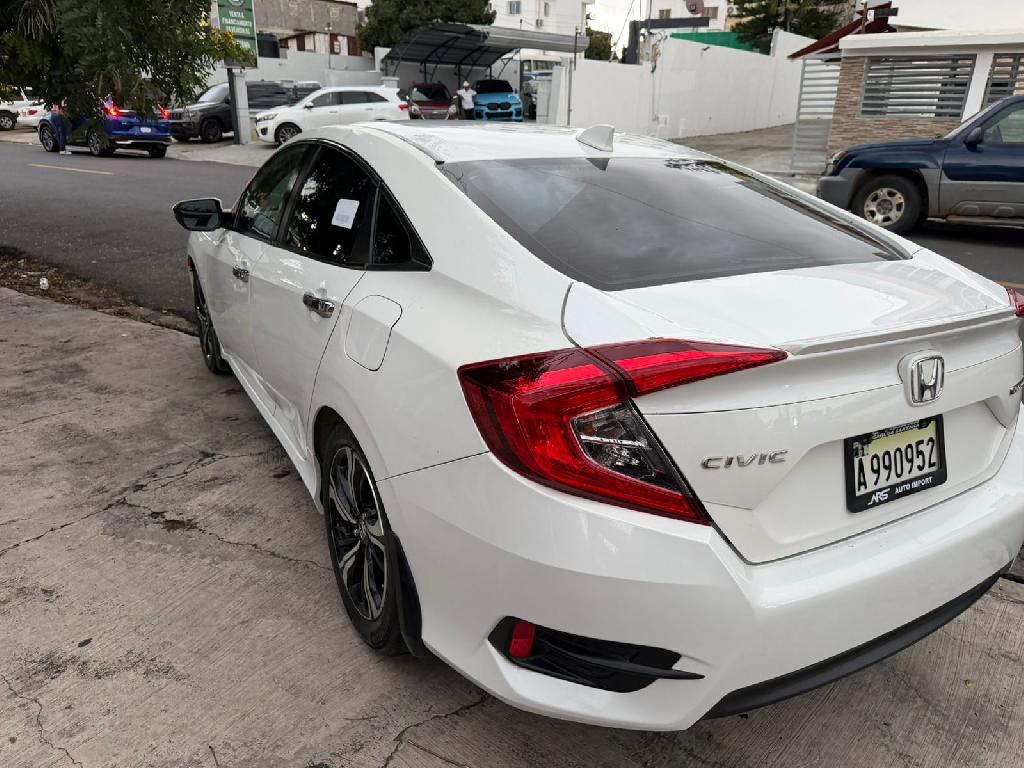 honda civic  tourin 2016 Foto 7308262-1.jpg