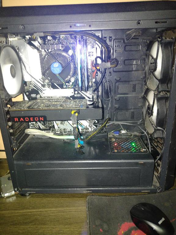 Vendo computadora 9na y 8va generación lga 1151 a 20.000 pesos negocia Foto 7308536-2.jpg