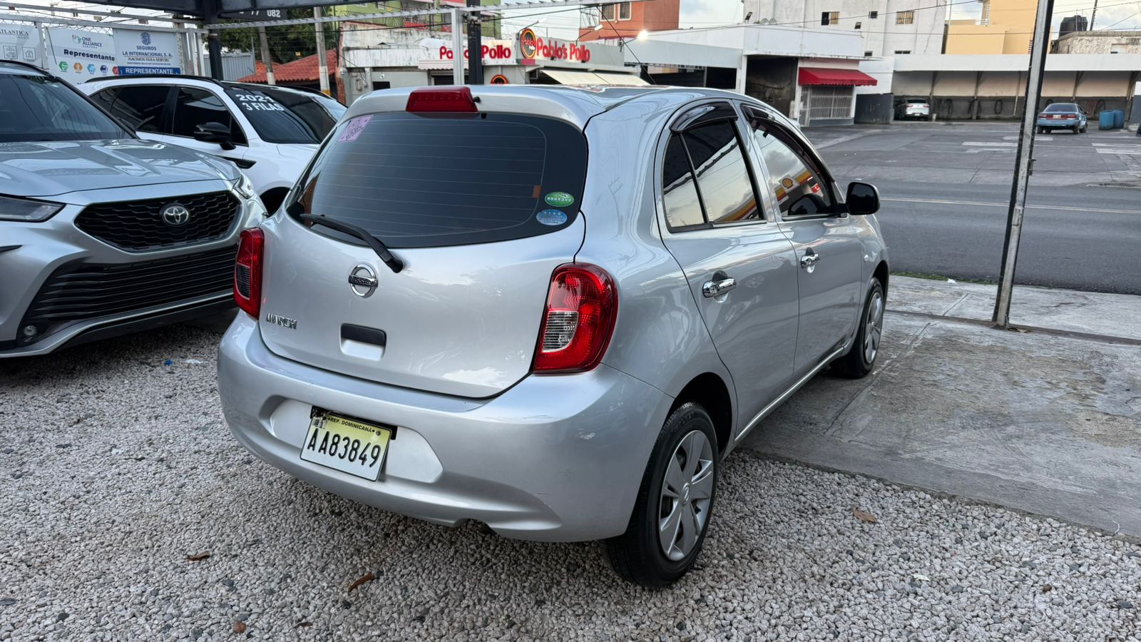 NISSAN MARCH 2019 Foto 7309141-4.jpg
