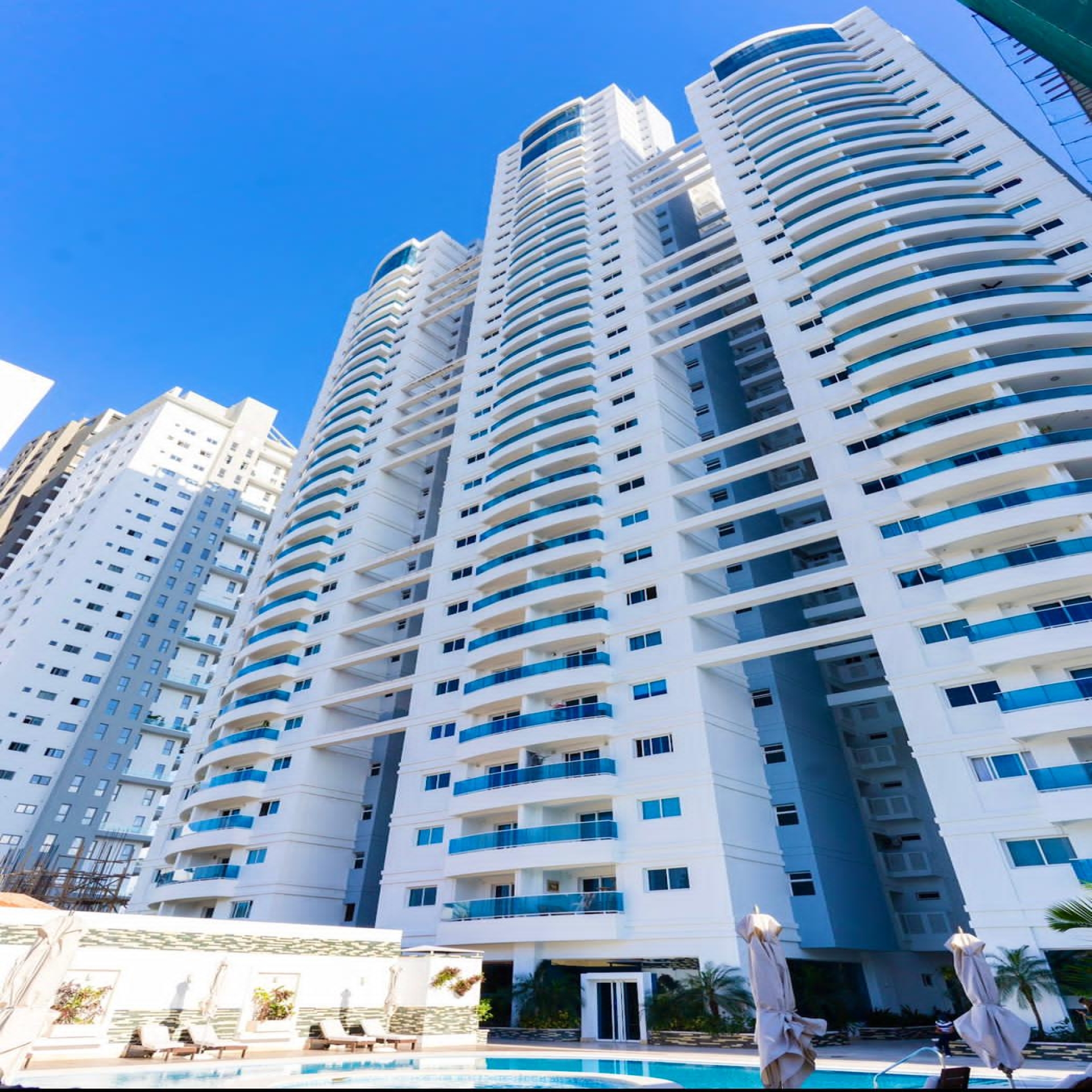 Vendo Apto en Torre MAR AZUL frente Parque Mirador Sur Piso 15 257 Mts Foto 7309346-10.jpg