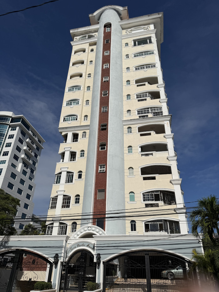 Apartamento totalmente amueblado en alquiler – Piantini Ave. Lincoln Foto 7309473-1.jpg