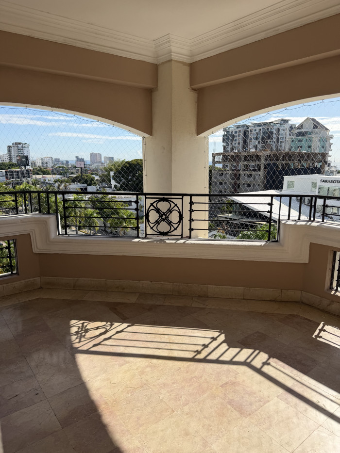 Apartamento totalmente amueblado en alquiler – Piantini Ave. Lincoln Foto 7309473-3.jpg