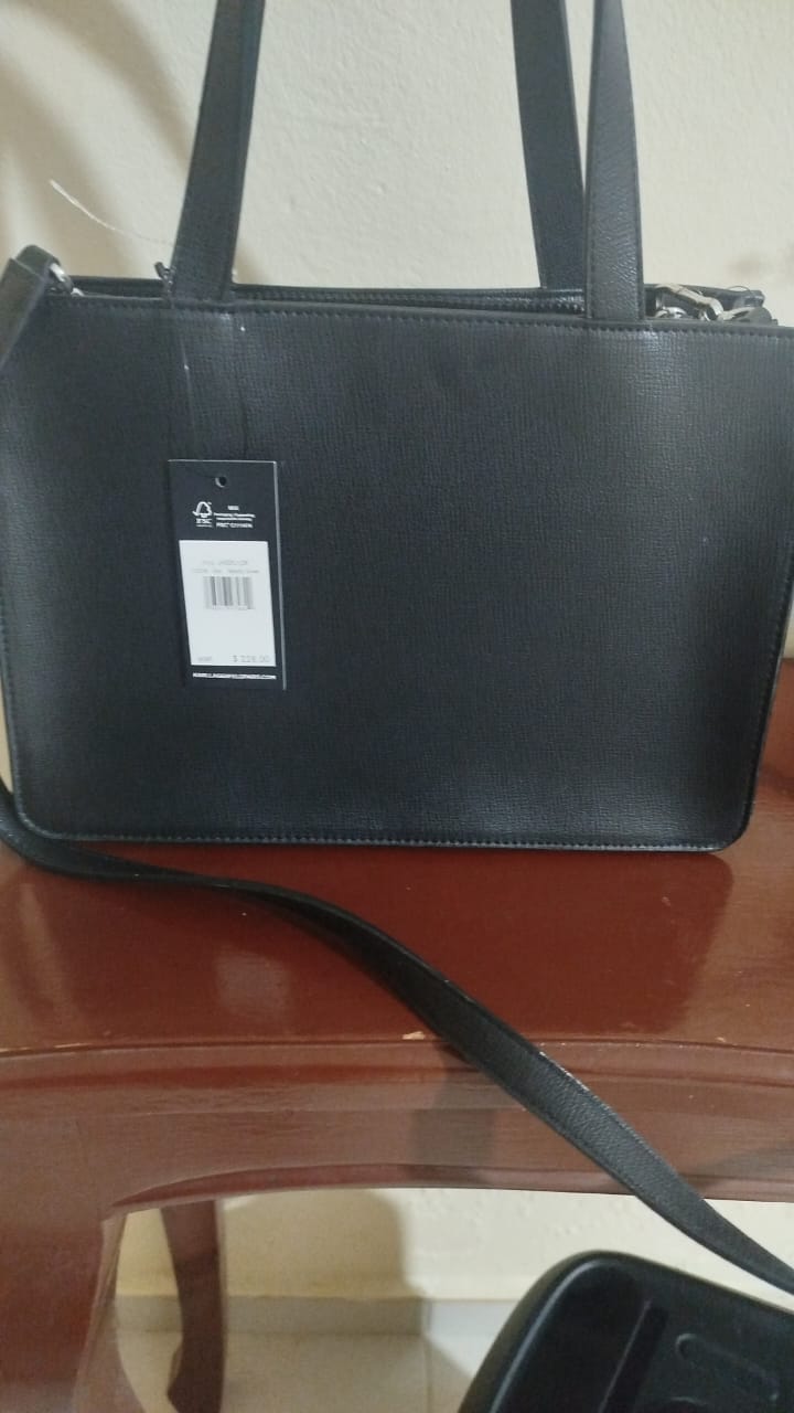 Cartera para mujer Karl Lagerfeld Paris  Foto 7309668-2.jpg