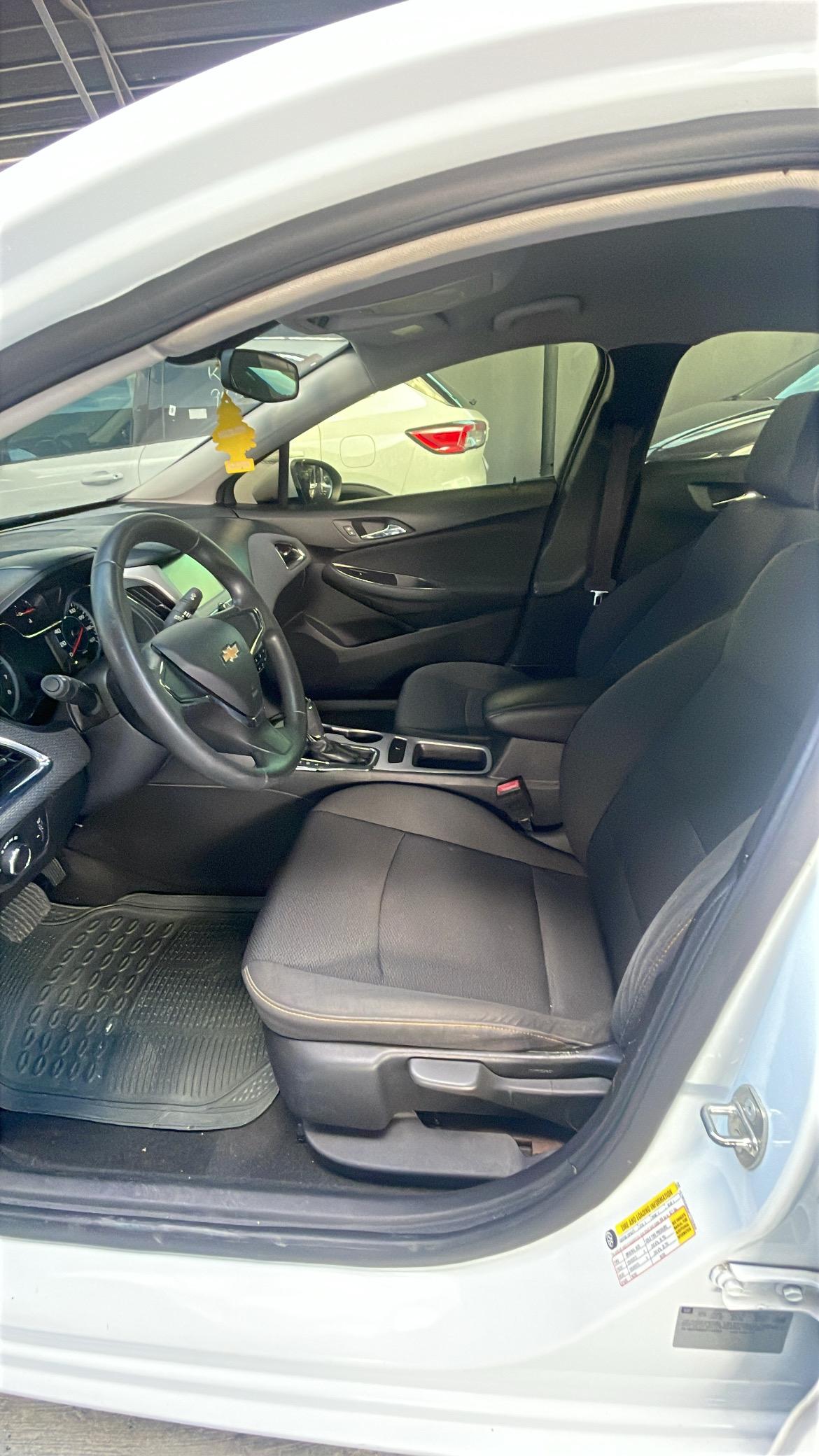 Chevrolet Cruze LT 2017 en Peravia Foto 7309742-11.jpg