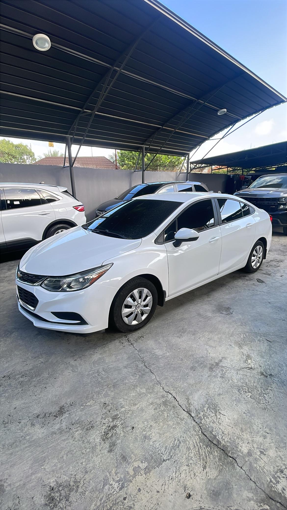 Chevrolet Cruze LT 2017 en Peravia Foto 7309742-2.jpg