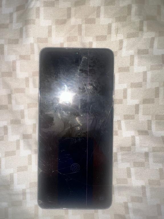 Samsung Galaxy S21 128gb Foto 7309920-1.jpg