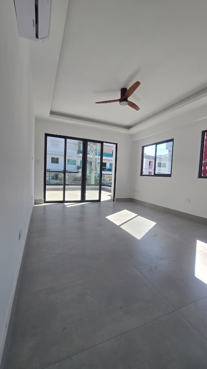 Elegante apartamento en renta en Evaristo Morales Santo Domingo Foto 7310566-6.jpg
