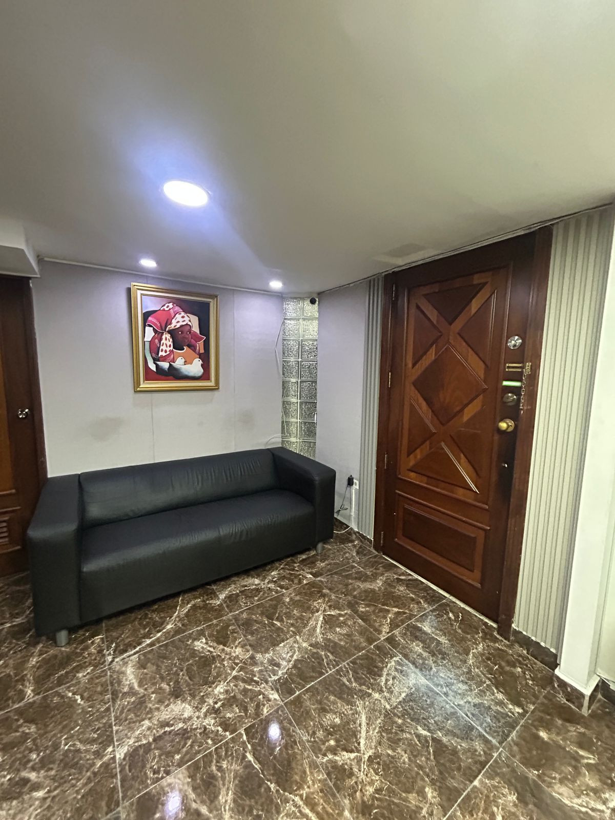 Oficina en Alquiler en Piantini – Plaza Central Av. Churchill con 27 d Foto 7310782-6.jpg