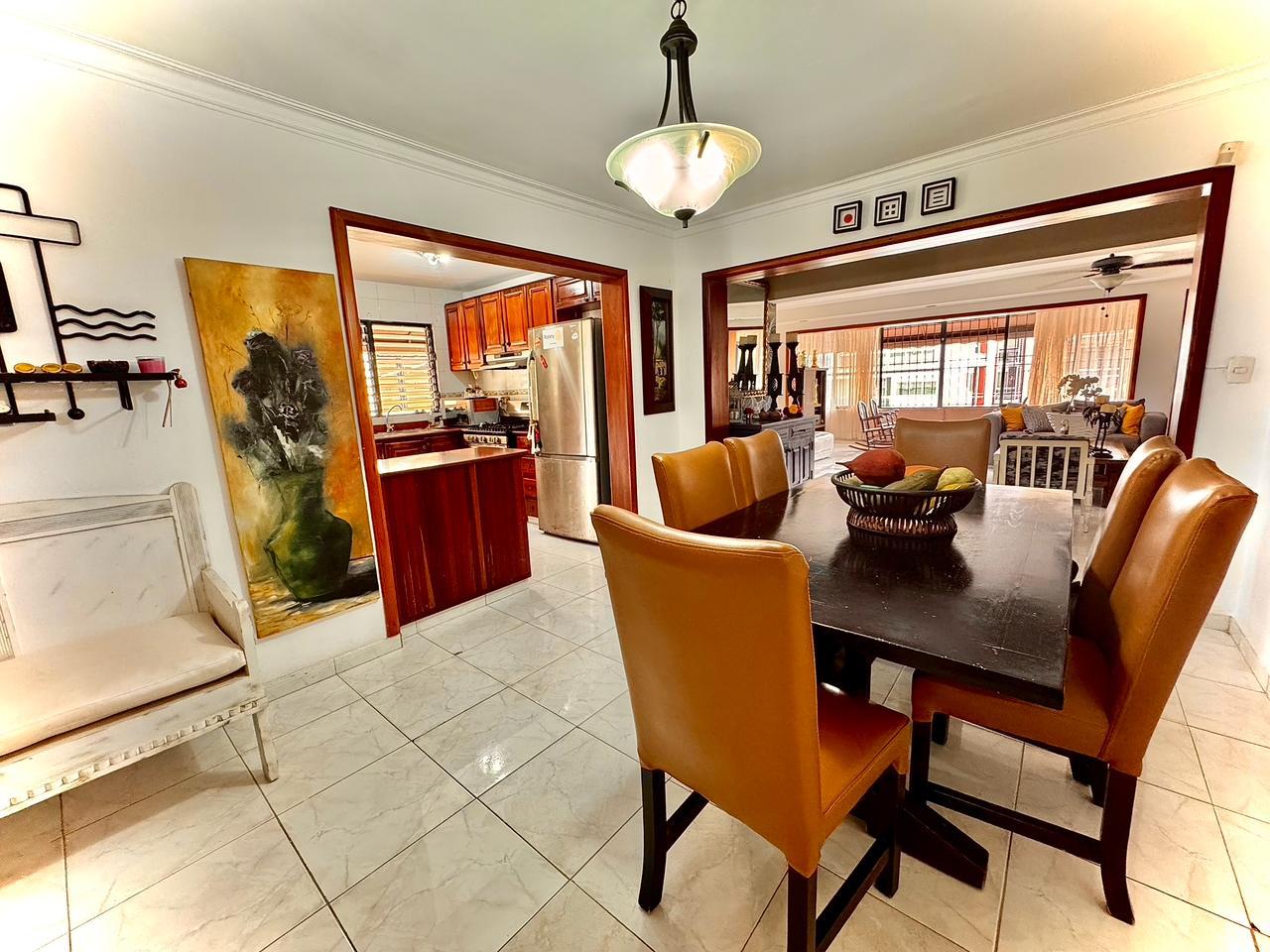 Apartamento de 3 Habitaciones en Venta en la Urbanización Real.  Foto 7311586-2.jpg