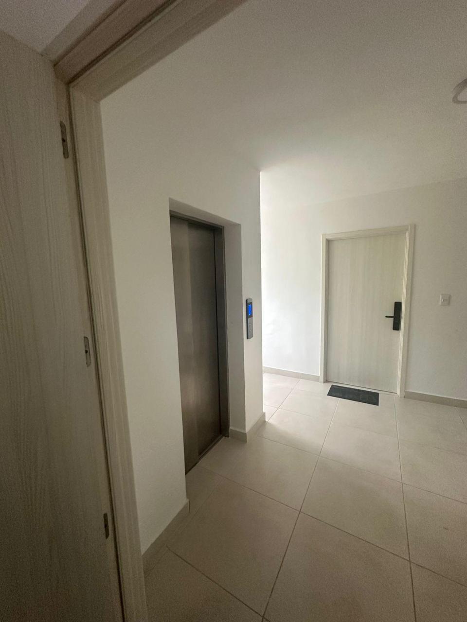 Apartamento de 2 Habitaciones en Venta en Punta cana  Foto 7311603-10.jpg