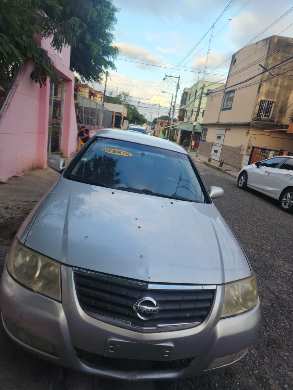 Nissan Almera 2011 Foto 7312429-1.jpg