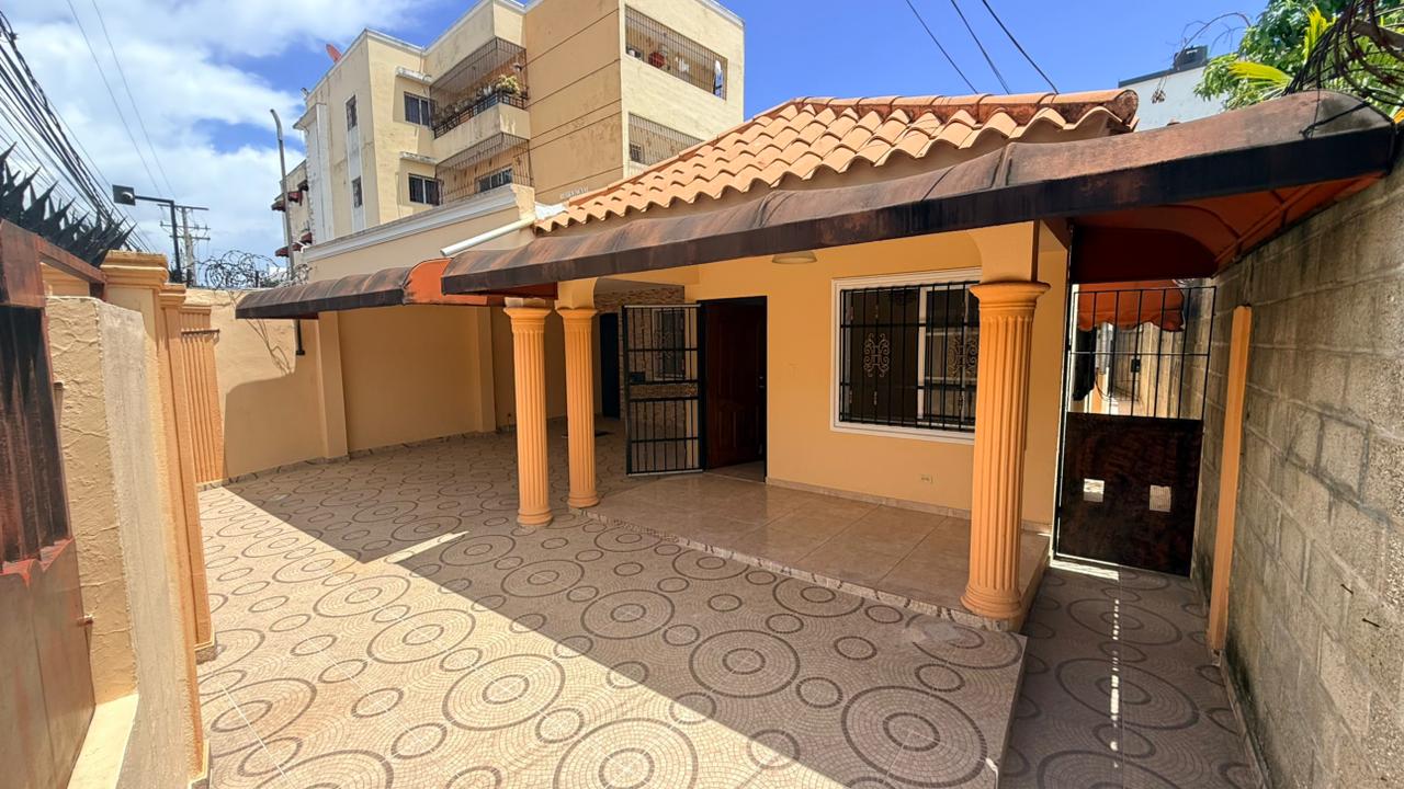 Venta de casa en Prado Oriental con 3 habitaciones Foto 7312448-1.jpg