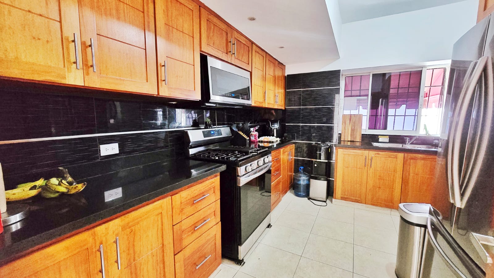 Penthouse en Venta – Urb. Real  USD400000  Exclusivo penthouse con 300 Foto 7312908-6.jpg