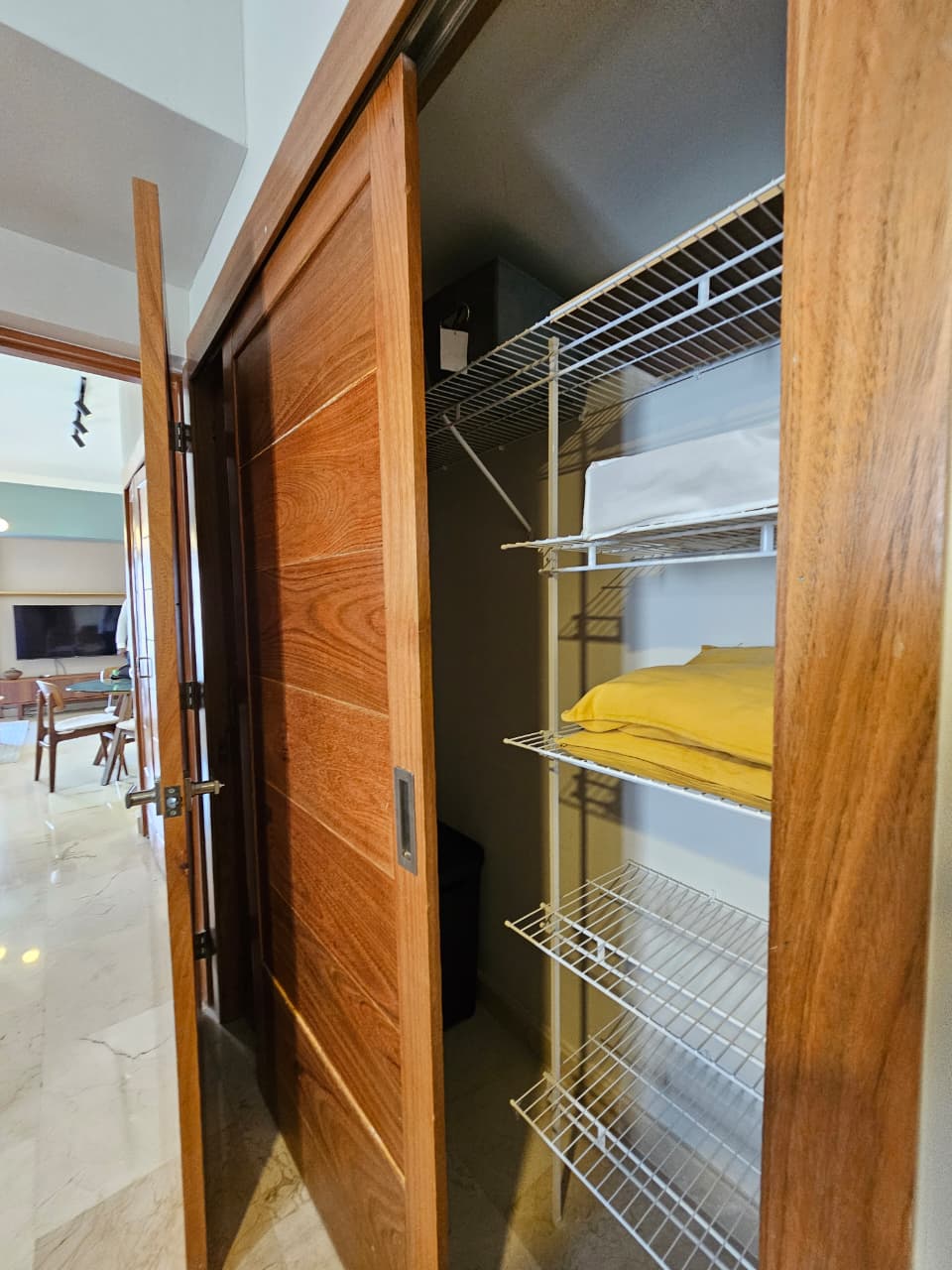 Apartamento Amueblado en Alquiler  Evaristo Morales   Foto 7313191-2.jpg