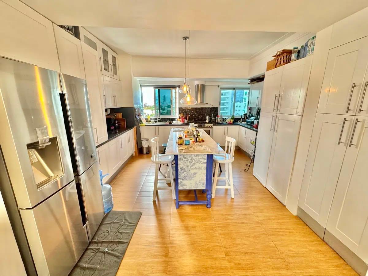 Apartamento en Alquiler Amueblado LOS CACICAZGOS USD 1200.00 Mantenimi Foto 7313474-10.jpg