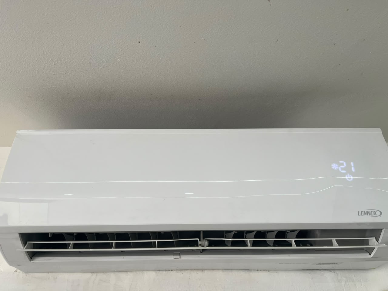 Aire Lennox Inverter 12000 BTU – Excelente Estado Foto 7313519-1.jpg
