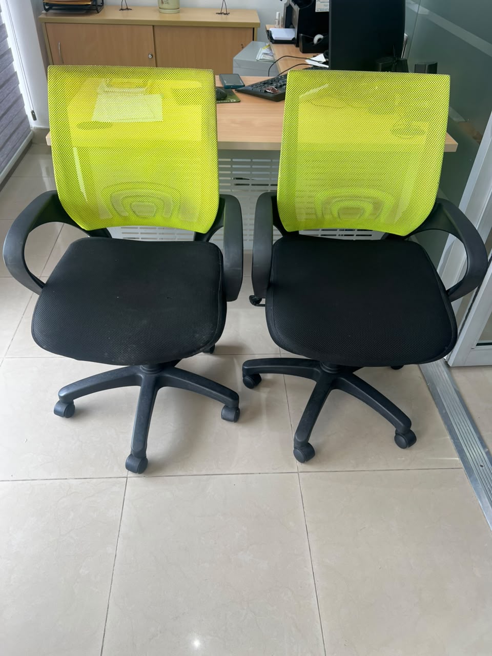 SILLAS DE OFICINA ERGONÓMICAS USADAS EN VENTA EN BUEN ESTADO Foto 7313522-4.jpg