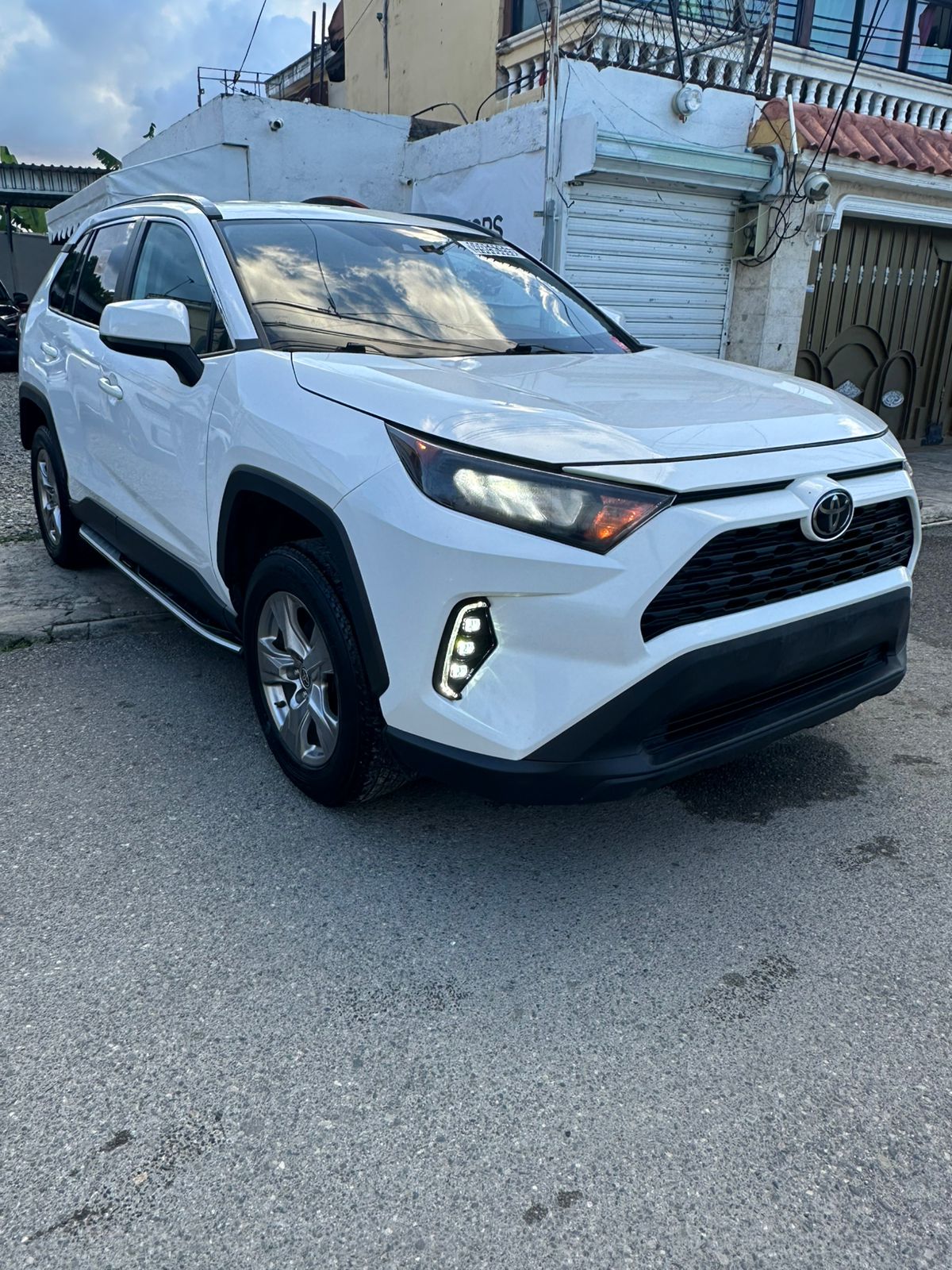 Toyota Rav4 LE 2020 Foto 7313530-2.jpg
