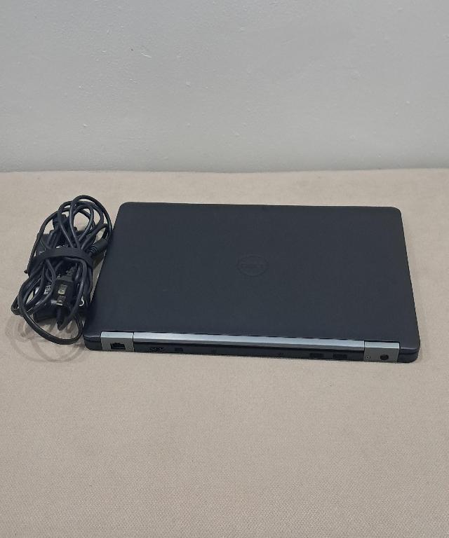 Laptop Dell i7 128GB SSD M.2 4GB DDR4 Bateria mala Foto 7313563-2.jpg