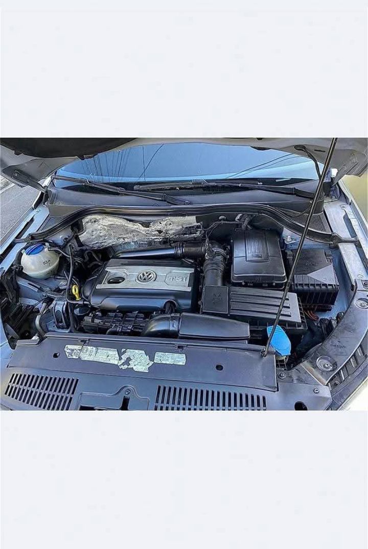 Volkswagen Tiguan SE Turbo 4WD 15  Foto 7313596-10.jpg